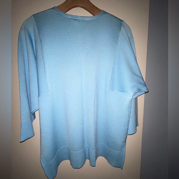 3/4 Raglan Sleeve Sweater - Picture 2 of 6